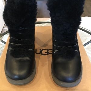 UGG Viki Waterproof Winter Boot Black Size 9